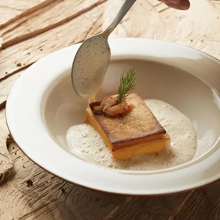 Relais & Chateaux La Maison Des Tetes