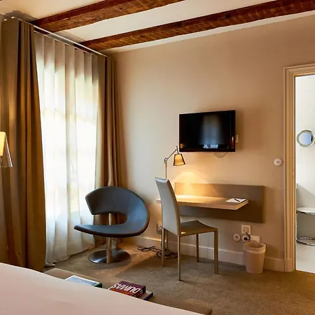 Relais & Chateaux La Maison Des Tetes فندق 5*