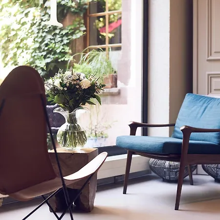 Relais & Chateaux La Maison Des Tetes Hotel 5*