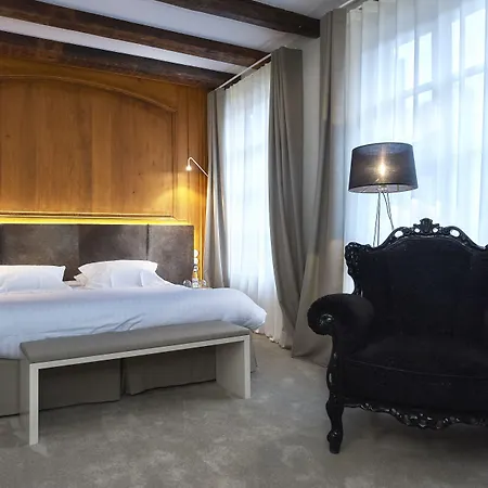 Relais&châteaux La Maison Des Têtes Hotel