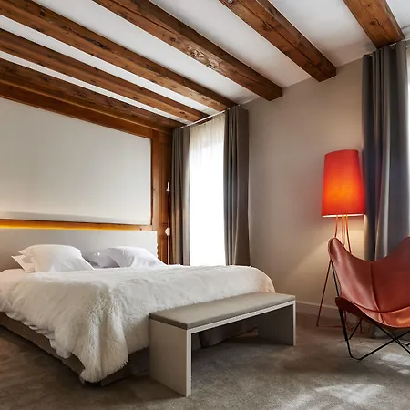 Hotel Relais & Chateaux La Maison Des Tetes 5*