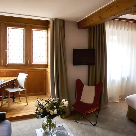 Relais&châteaux La Maison Des Têtes Hotel