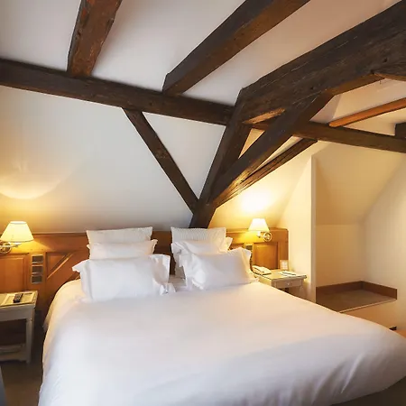 Relais & Chateaux La Maison Des Tetes Colmar