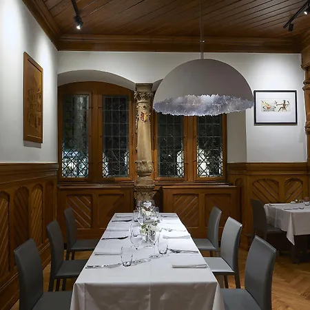 Hotel Relais & Chateaux La Maison Des Tetes 5*