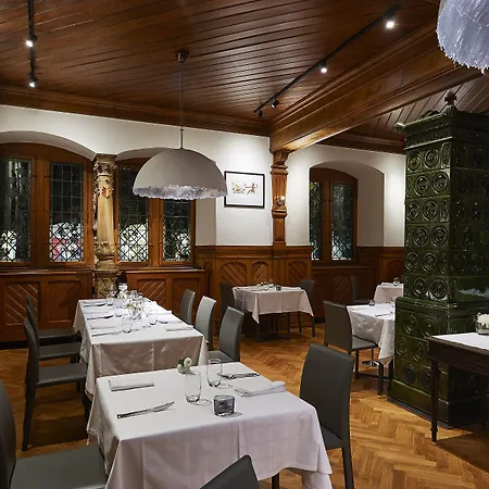 Relais & Chateaux La Maison Des Tetes 5*