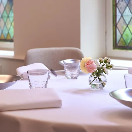 Relais&châteaux La Maison Des Têtes Hotel