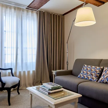 Relais&châteaux La Maison Des Têtes Hotel 5*