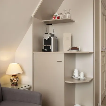 Relais & Chateaux La Maison Des Tetes 5* Colmar