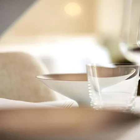 Relais & Chateaux La Maison Des Tetes 5*