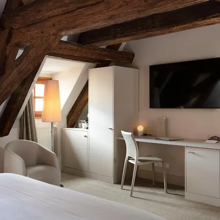 Relais & Chateaux La Maison Des Tetes