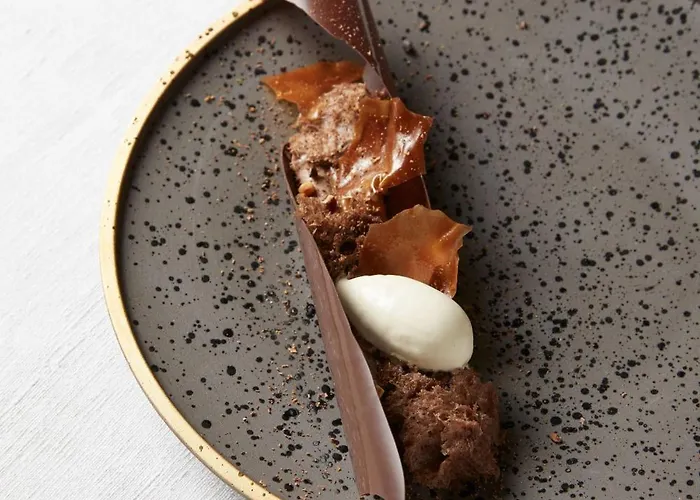 Relais & Chateaux La Maison Des Tetes Colmar