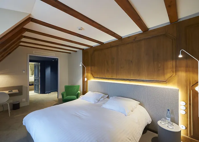 Relais & Chateaux La Maison Des Tetes Hotel