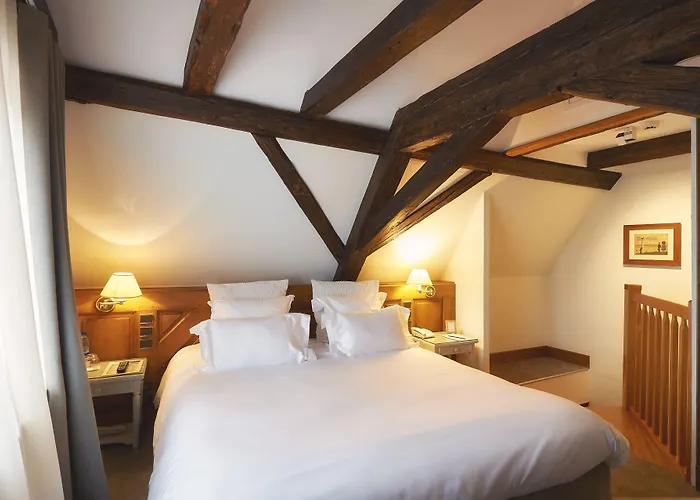 Relais & Chateaux La Maison Des Tetes Colmar