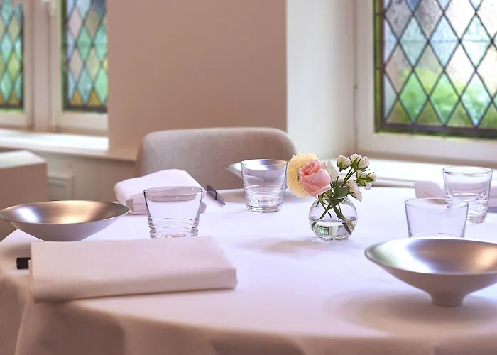 Relais & Chateaux La Maison Des Tetes Hotel